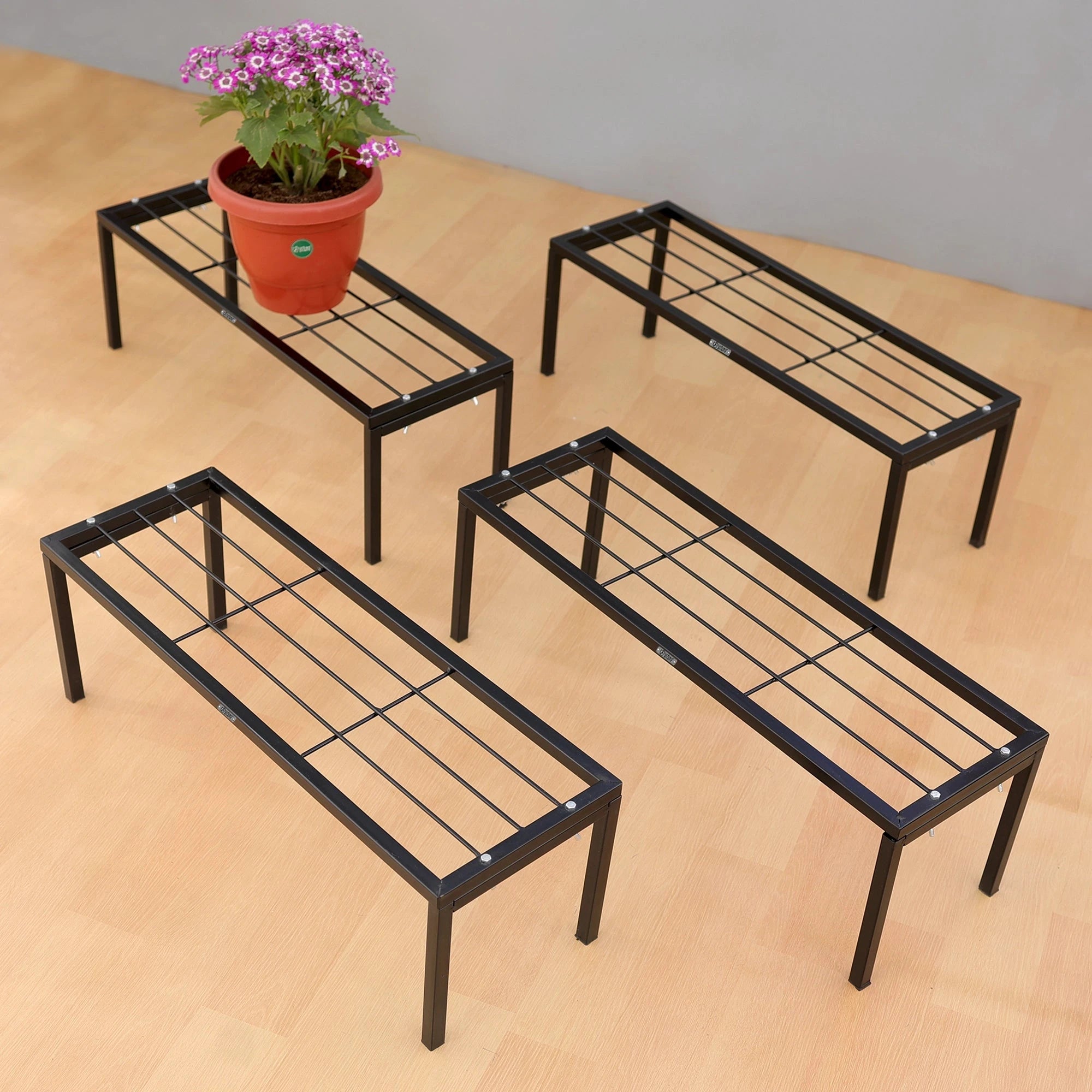 Urban Plant Apollo Metal Plant Stand for Garden (Black - Set of 4) Metal Stand Urban Plant 